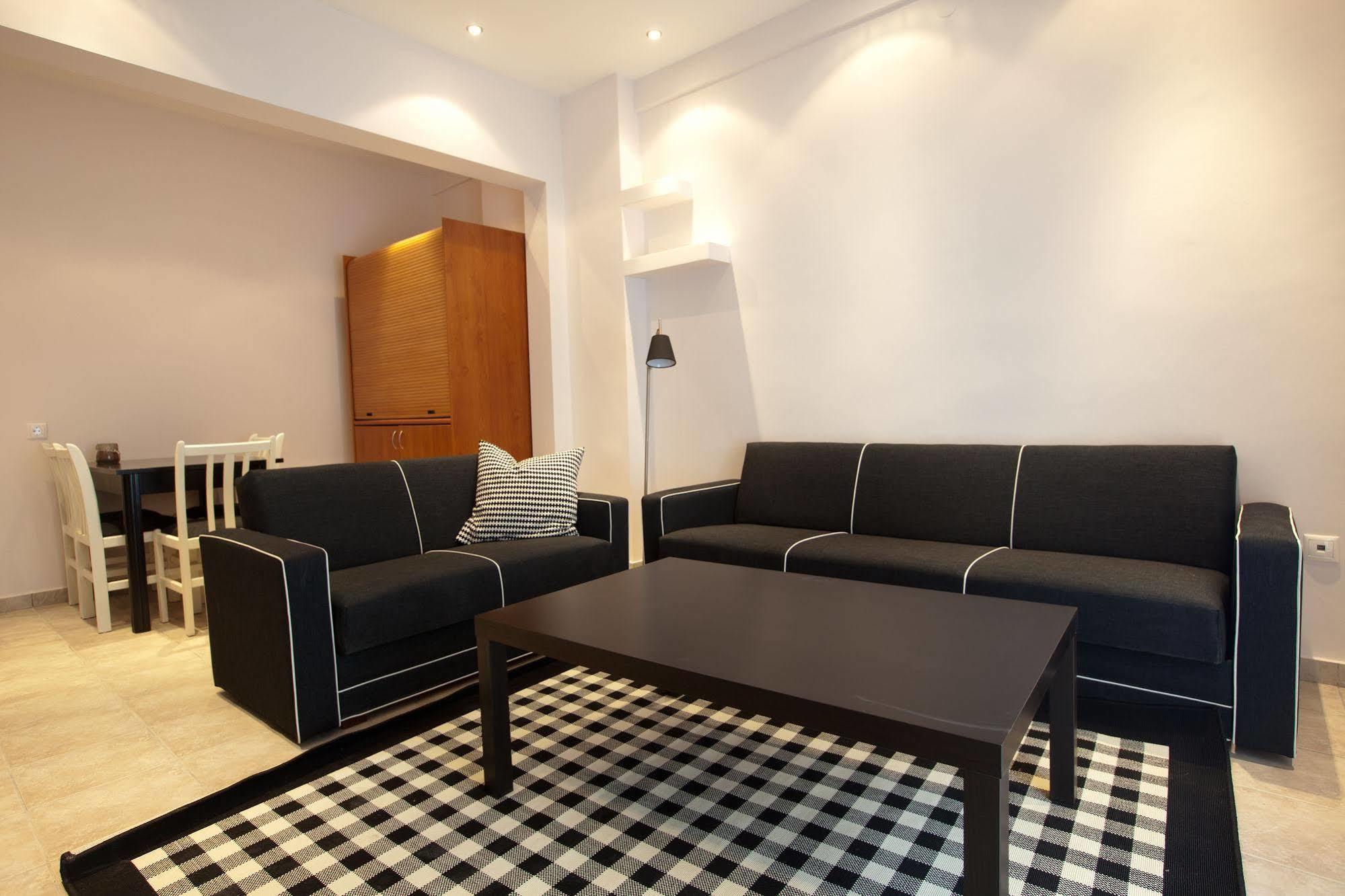 Colors Thessaloniki Living Apartment Bagian luar foto